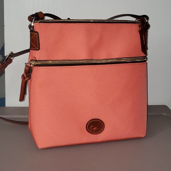 Dooney & Bourke Handbags - Brand new dooney and bourke crossbody